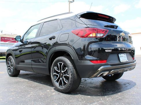 Used 2023 Chevrolet TrailBlazer ACTIV FWD image 10