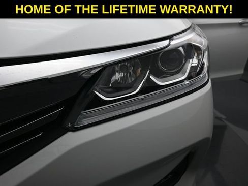 Used 2017 Honda Accord EX-L image 50