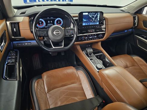 Used 2022 Nissan Pathfinder Platinum w/ Cargo Package AWD/4WD image 15