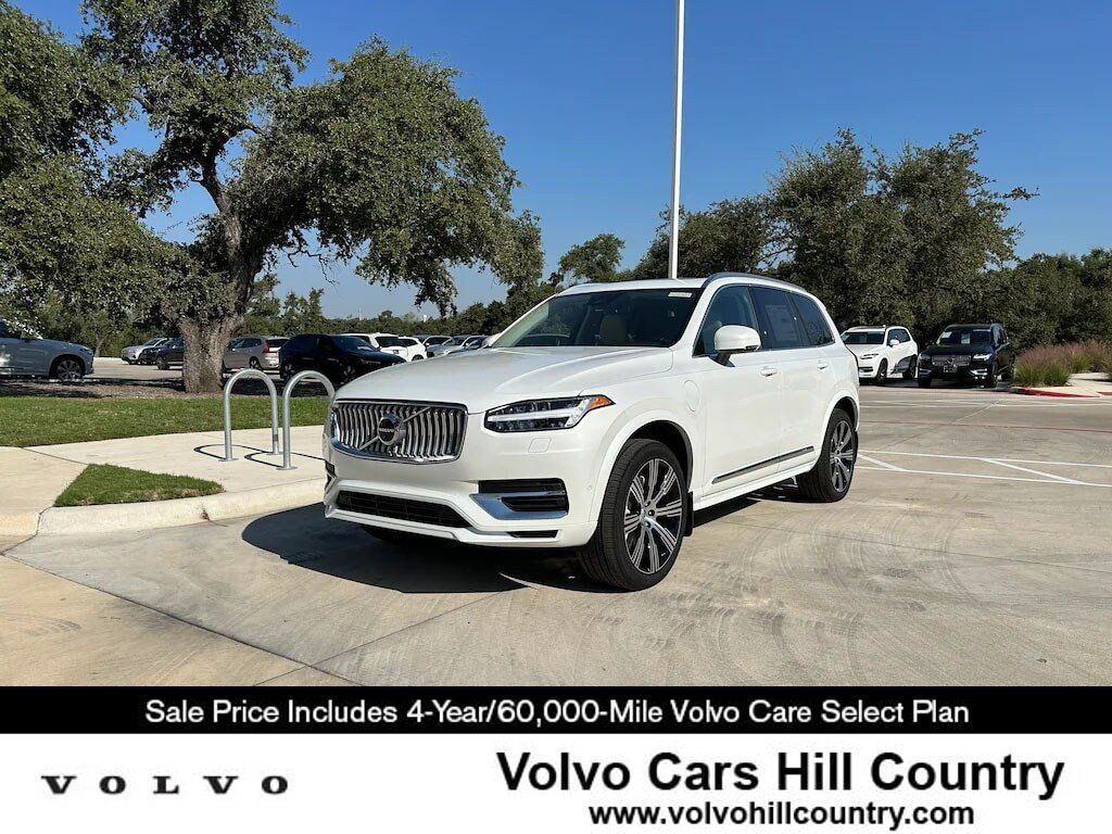 Used 2025 Volvo XC90 T8 Plus w/ Protection Package Premier AWD/4WD image 1