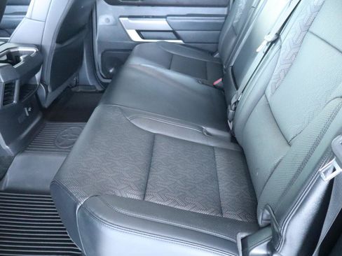 Used 2022 Toyota Tundra SR5 w/ SR5 Premium Package RWD image 30
