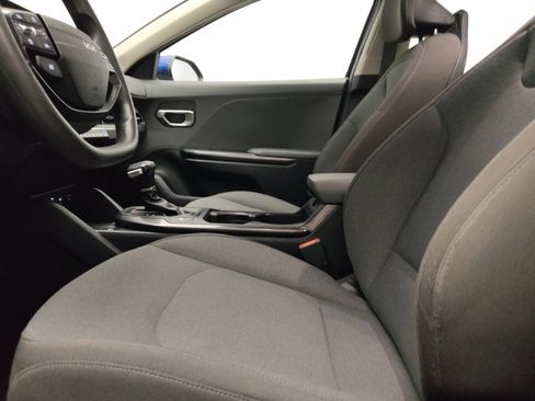 Used 2025 Kia K4 FWD image 17