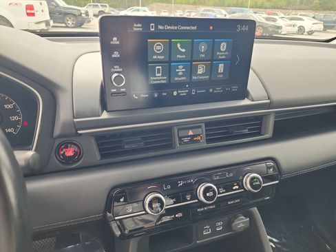 Certified 2024 Honda Pilot EX-L image 18