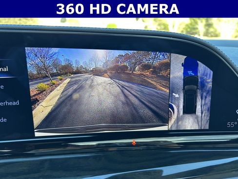 Used 2024 Cadillac Escalade ESV Premium Luxury image 5