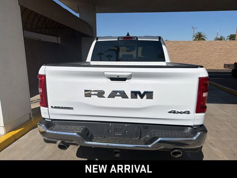 Used 2025 RAM 1500 Laramie image 5