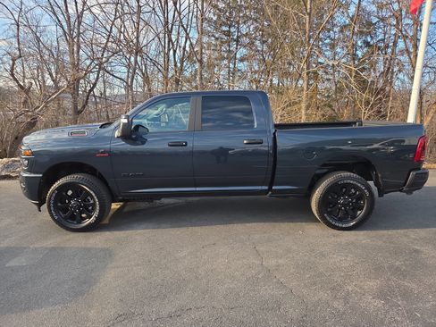 New 2026 RAM 2500 Big Horn AWD/4WD image 5