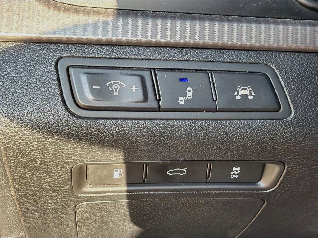 Used 2018 Hyundai Sonata Limited FWD image 21