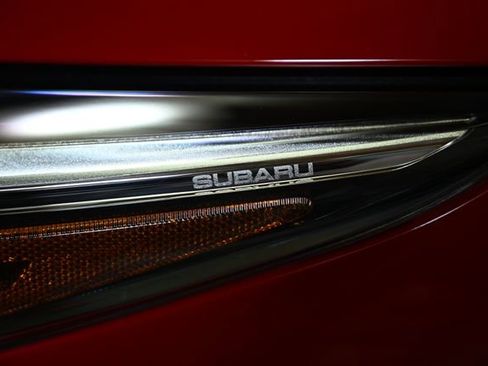 Used 2025 Subaru Crosstrek 2.0i Premium image 16