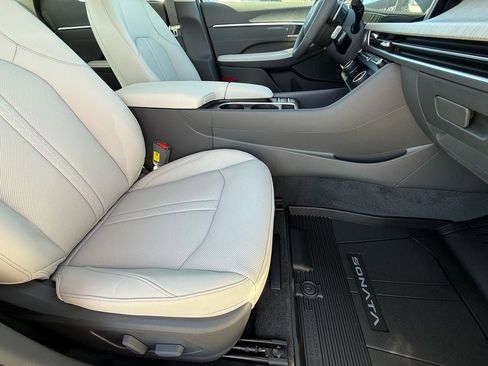 New 2026 Hyundai Sonata Limited image 10
