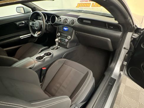 Used 2021 Ford Mustang EcoBoost image 20