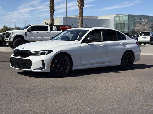Used 2026 BMW 330i Sedan w/ M Sport Package RWD image 2