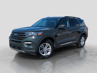 Used 2023 Ford Explorer XLT w/ Equipment Group 202A AWD/4WD video 1