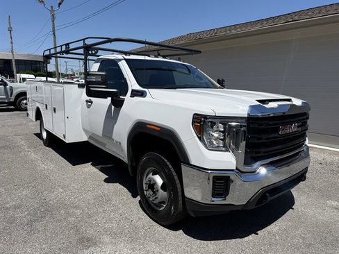 Used 2022 GMC Sierra 3500 Pro w/ Convenience Package RWD image 16