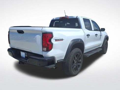 Used 2024 Chevrolet Colorado Trail Boss w/ Advanced Trailering Package AWD/4WD image 19