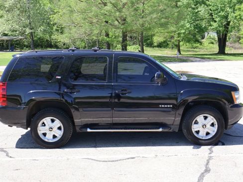 Used 2010 Chevrolet Tahoe LT w/ Luxury Package image 4