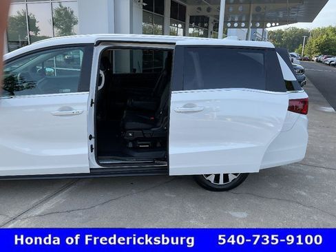 Used 2026 Honda Odyssey EX-L image 15