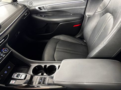 Used 2021 Hyundai Sonata Limited w/ Cargo Package image 19