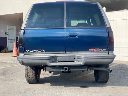 Used 1995 GMC Yukon 4WD 2-Door image 5