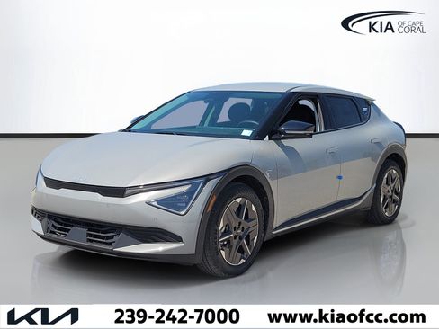 New 2026 Kia EV6 Light RWD image 3
