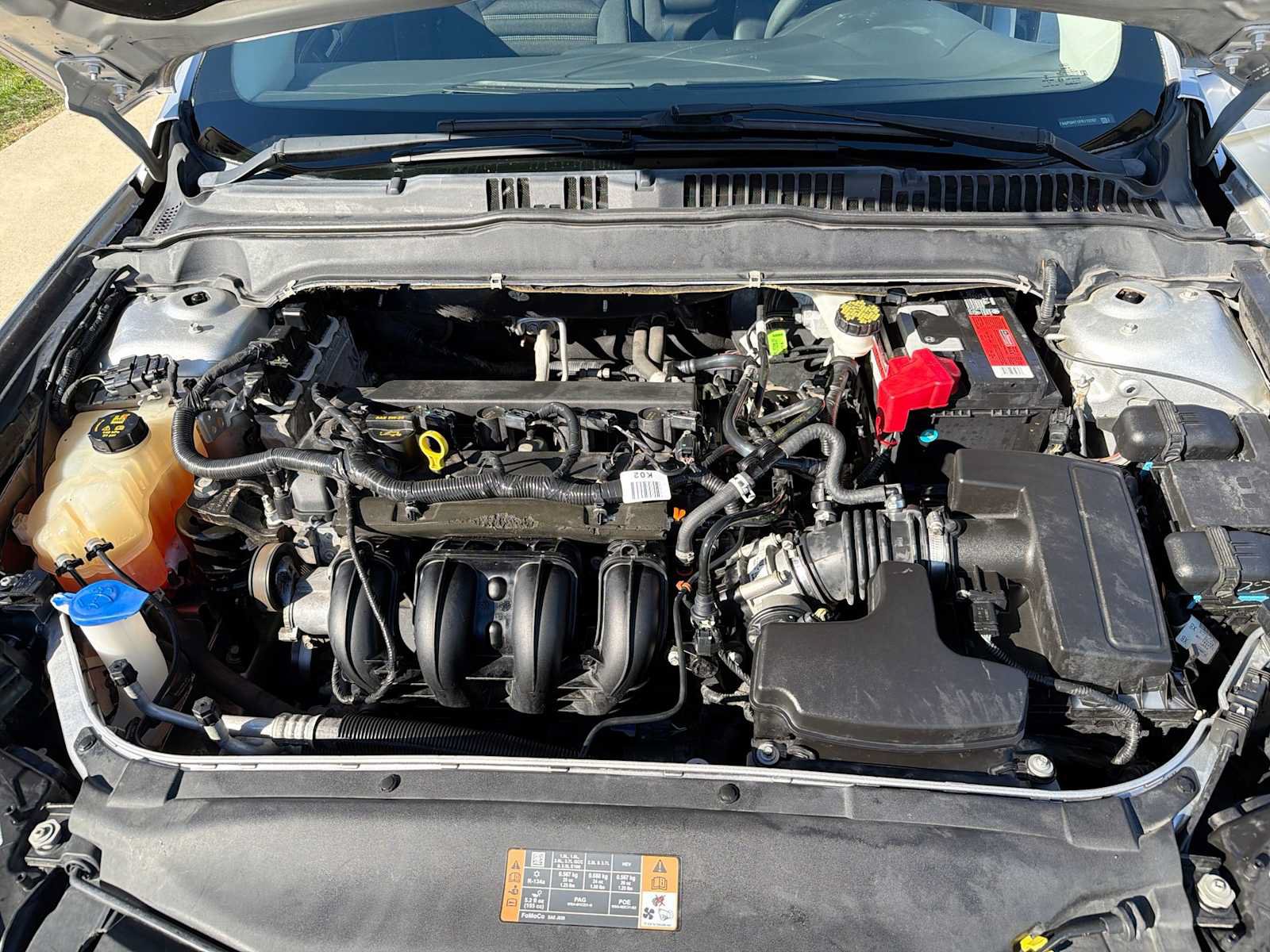 Used 2015 Ford Fusion SE FWD image 11