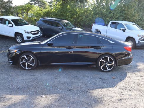 Used 2019 Honda Accord Sport image 7