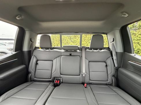 New 2026 GMC Sierra 1500 SLT w/ SLT Premium Plus Package AWD/4WD image 3
