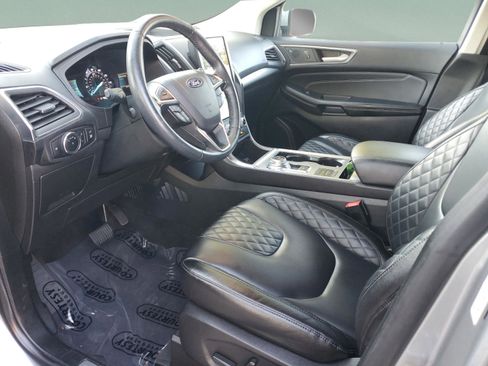 Used 2024 Ford Edge Titanium image 15