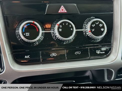 Used 2022 Kia Sorento LX FWD image 15