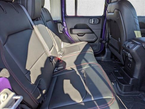 Used 2026 Jeep Wrangler Unlimited Rubicon AWD/4WD image 29