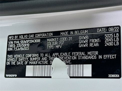 Used 2023 Volvo XC40 B5 Plus w/ Driver Assist Package image 28