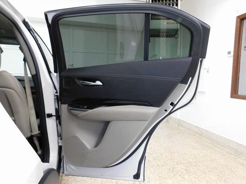 Used 2021 Cadillac XT4 Premium Luxury image 89