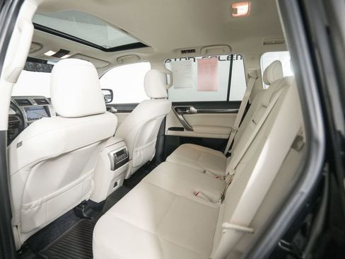 Certified 2021 Lexus GX 460 Premium w/ Premium Package image 13