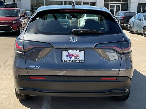 Used 2025 Honda HR-V LX image 6
