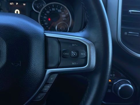Used 2019 RAM 1500 Big Horn AWD/4WD image 12