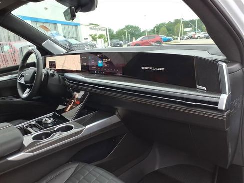 Used 2026 Cadillac Escalade V w/ LPO, Floor Liner Package AWD/4WD image 16