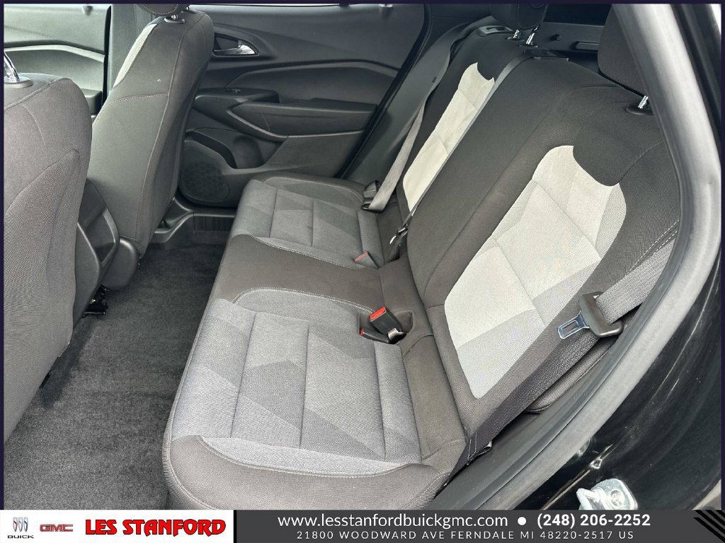 Used 2024 Chevrolet Trax RS FWD image 13