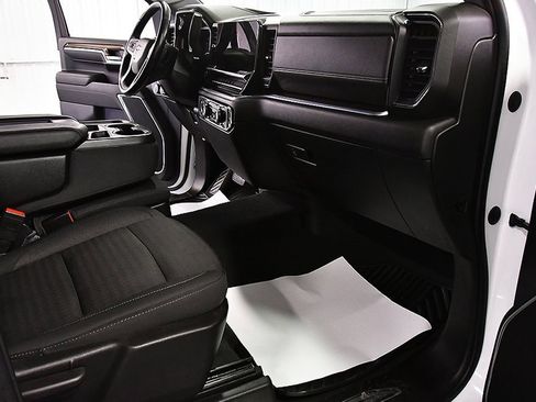 Used 2022 Chevrolet Silverado 1500 LT image 29