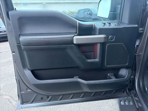 Used 2017 Ford F150 Raptor w/ Equipment Group 802A Luxury image 12