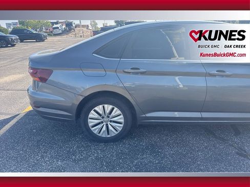 Used 2019 Volkswagen Jetta S image 12