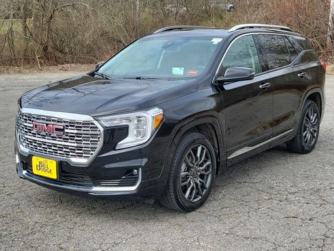 Used 2023 GMC Terrain Denali w/ Black Diamond Edition image 1