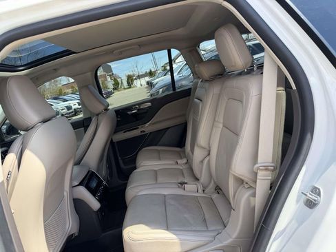 Used 2022 Lincoln Aviator Reserve w/ Elements Package Plus image 10