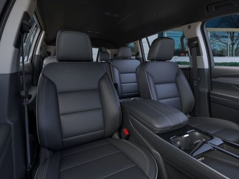 New 2026 Buick Enclave Preferred w/ LPO, Floor Liner Package image 17