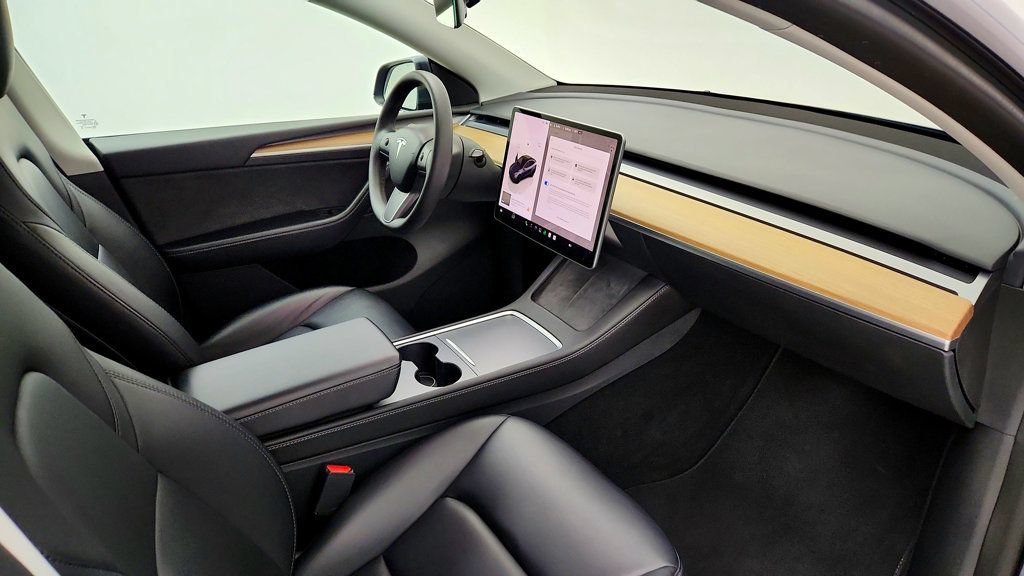 Used 2022 Tesla Model Y Performance AWD/4WD image 29