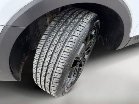 Used 2022 Kia Telluride SX w/ SX Prestige Package image 10