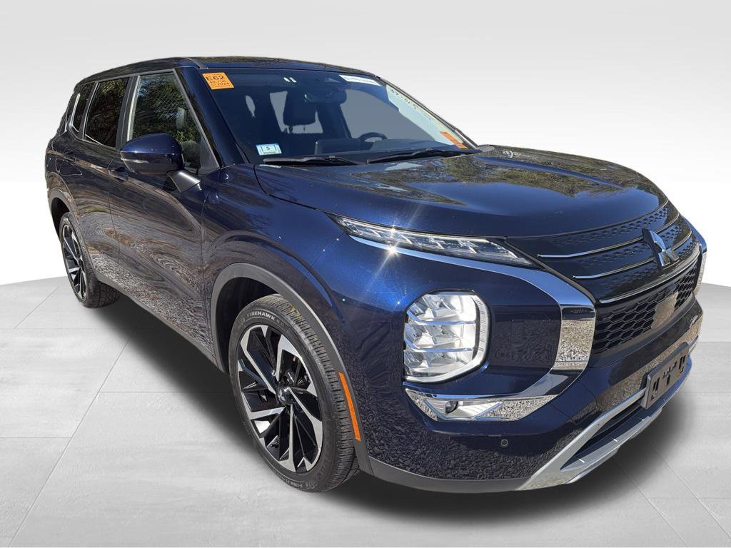 Used 2024 Mitsubishi Outlander SE Black Edition AWD/4WD image 17