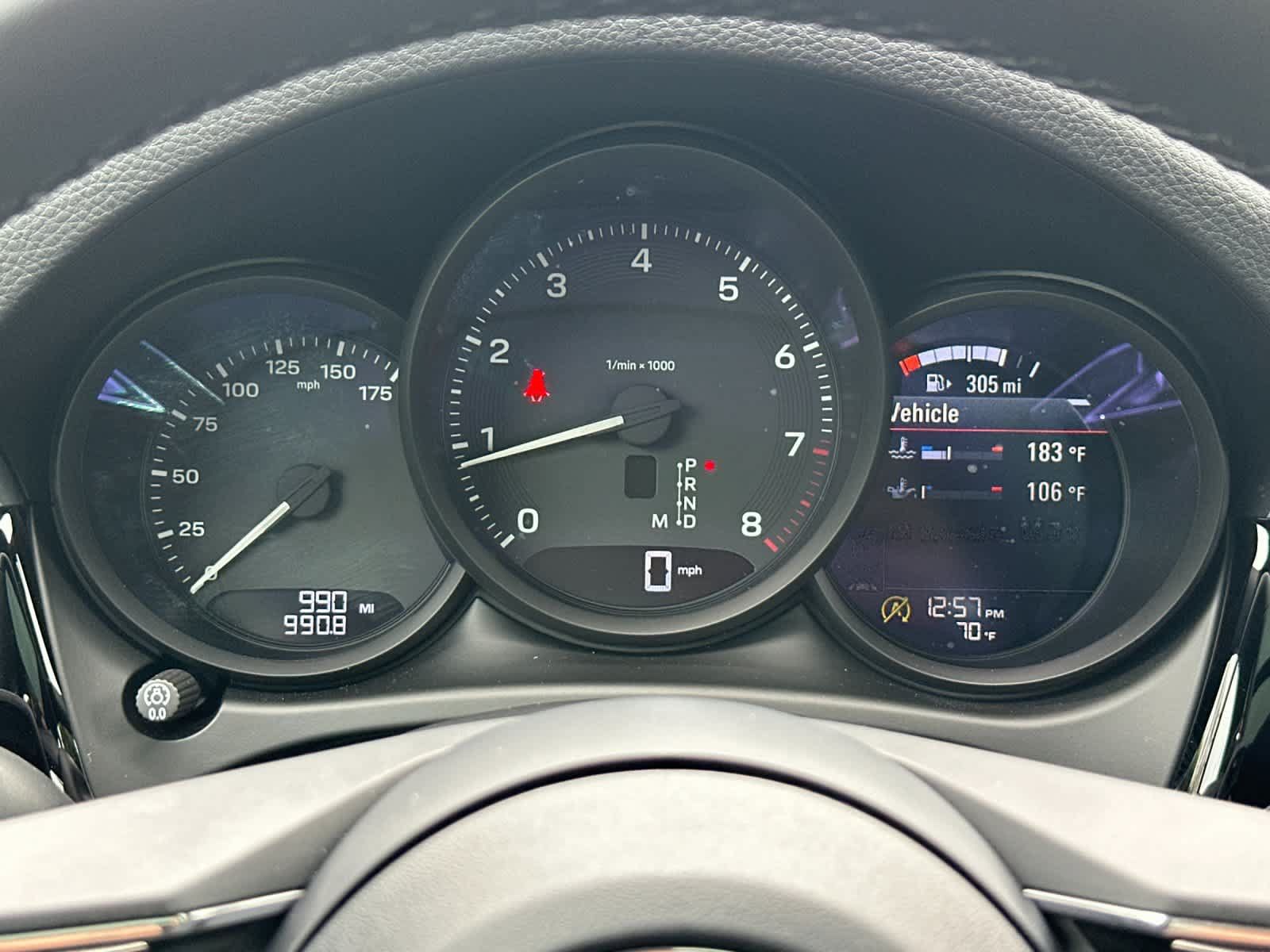 Certified 2026 Porsche Macan AWD/4WD image 29