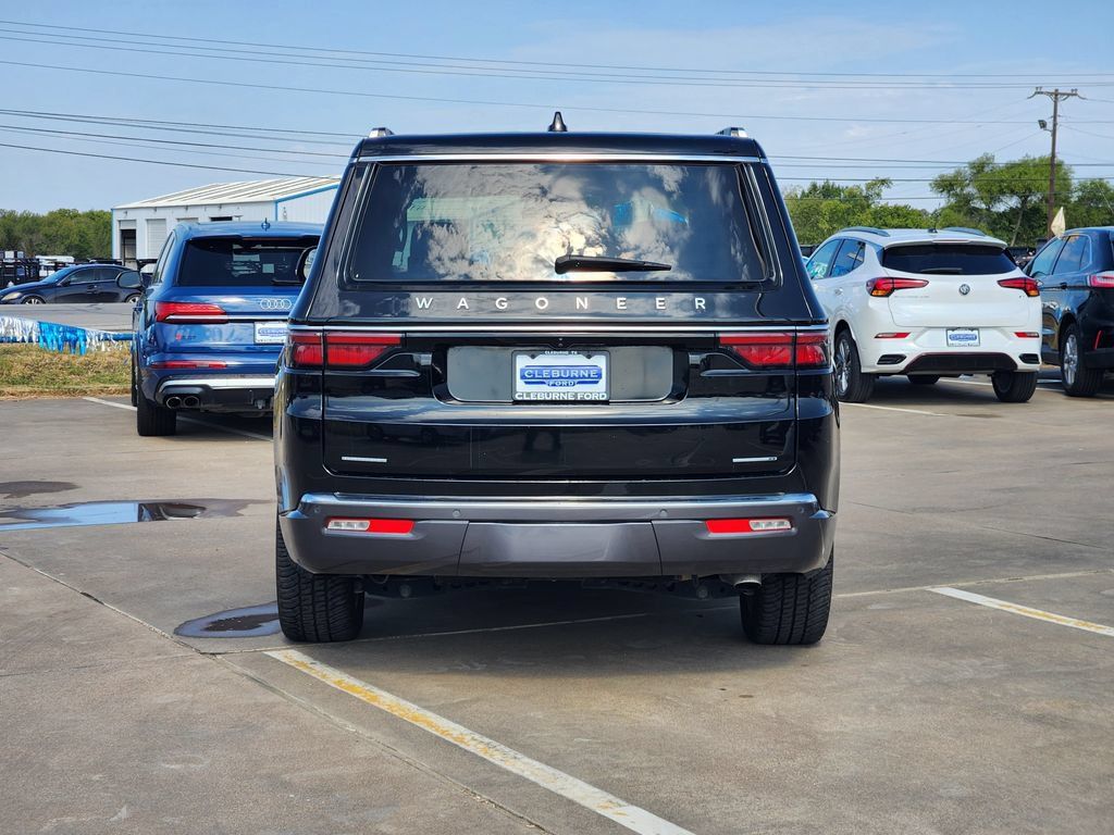 Used 2022 Jeep Wagoneer Series II w/ Rear Seat Video Group 1 AWD/4WD image 6