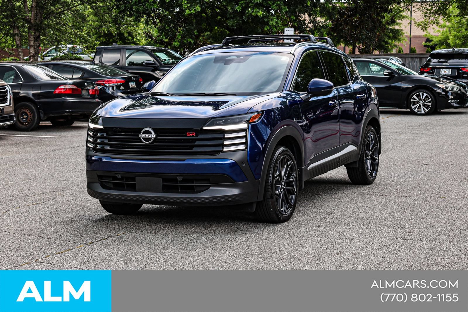 Used 2025 Nissan Kicks SR w/ SR Premium Package FWD image 3