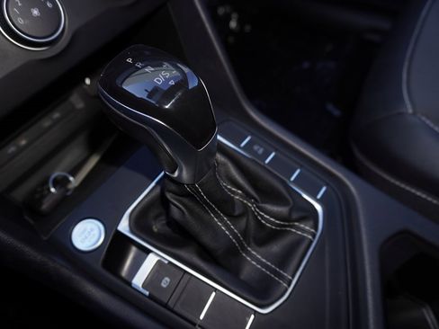 Used 2022 Volkswagen Taos SE image 17