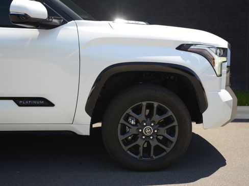 Used 2023 Toyota Tundra Platinum AWD/4WD image 42